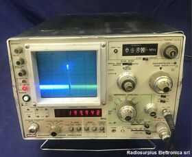 TR 4122B TAKEDA RIKEN TR 4122B  Analizzatore di spettro RF con tracking generator   da 100Hz a 1500 Mhz. Strumenti