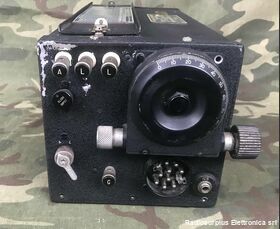 CW-46051A Aircraft Radio Receiver  CW-46051A  parte del complesso RU-17 Aircraft Radio Equipment del 1941 Apparati radio
