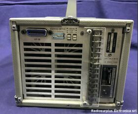 HP 6002A P 6002A  Alimentatore lineare da banco  Regolabile da 0-50 Volt  0-10 Amper  200 Watt Strumenti