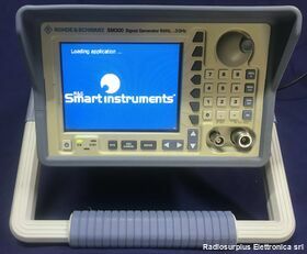  ROHDE & SCHWARZ SM300 Generatore di segnali da 9Khz a 3 Ghz Strumenti