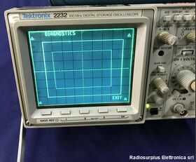 TEK 2232 TEKTRONIX 2232  Oscilloscopio analogico/digitale  due canali 100 Mhz Strumenti