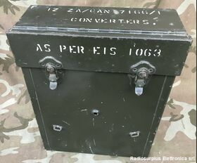  ZA/CAN 7166/I  Alimentatore a vibratore e carica batterie originale per stazione radio WS-58 Accessori per apparati radio Militari