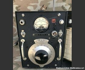 BC-909-D BC-909-D  Frequenzimetro ad assorbimento per la calibrazione di apparati radio  Frequenza operativa da 150 a 234 Mhz Accessori per apparati radio Militari