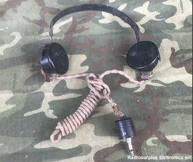C.L.R. CUFFIA Inglese  C.L.R.  Completa di cavo telato e connettore  Per stazioni radio WS48/18/68 Accessori per apparati radio Militari