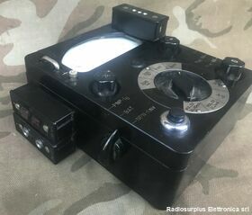 METRIX mod. 301 METRIX mod. 301  Prova transistor completo di adattatori  HA-382 - HA 418 - HA 389 Accessori per apparati radio Militari