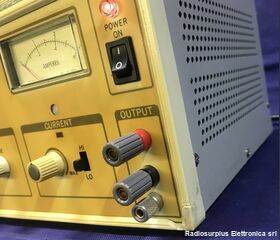PS-303 TEST LAB model PS-303  Alimentatore da banco regolabile   da 0-30 Volt 0-3 A Strumenti