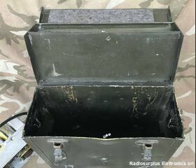  ZA/CAN 7166/I  Alimentatore a vibratore e carica batterie originale per stazione radio WS-58 Accessori per apparati radio Militari