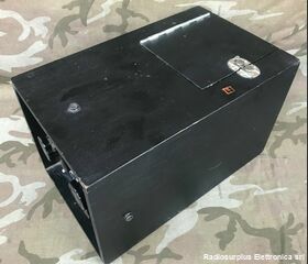 BC-1066-B BC-1066-B  Ricevitore per testare i transponder IFF, serviva per l'identificazione degli aeromobili amici.  Utilizza due bande I Band e G Band 400 - 450 Mhz Apparati radio
