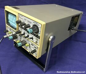 CS-1352 TRIO CS-1352  Oscilloscopio analogico 2 canali  15 Mhz Strumenti