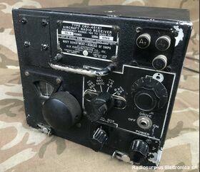 R-26/ARC-5 SCR-274-N  type CRV-46151 (R-26/ARC-5)  Ricevitore Aeronautico  ARB HF per la marina aeronautica U.S. Navy Apparati radio