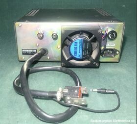 FP-757HD YAESU FP-757HD  Alimentatore con Altoparlante per apparati radio Yaesu Alimentatori e Carica Batterie