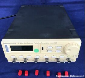 WAVETEK model 23 WAVETEK model 23  Generatore di funzioni da  100 uHz a 12 Mhz Strumenti