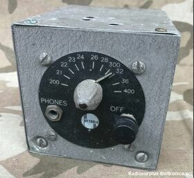 DETROLA 438 DETROLA model 438 (BC-1206A)  Ricevitore Aeronautico  U.S. Army per ascolto  radiofari nella banda da 200 a 400 Khz Apparati radio
