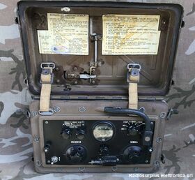 58 MK.1/T WIRELESS SET (canadian) 58 MK.1/T  Ricetrasmettitore spalleggiabile del 1944 Canadese Apparati radio