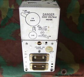 T-879A/ARC-73 Transmitter Radio T-879A/ARC-73 Apparati radio
