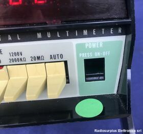 FLUKE 8800A FLUKE 8800A  Multimetro da banco Strumenti