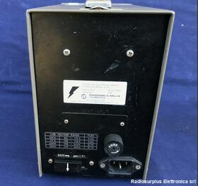 VT-121F  AC Voltmeter  KENWOOD VT-121F  Voltmetro in AC da 1,5 mV a 500 Volt Strumenti