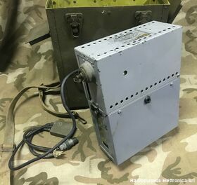 ZA/C-00058 ZA/C-00058  Alimentatore a vibratore con carica batterie originale per stazione radio WS-58 Accessori per apparati radio Militari