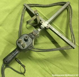 AT-249/GRD Antenna Direction Finding  AT-249/GRD  Antenna radiogoniometrica portatile Accessori per apparati radio Militari