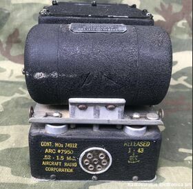 AR-24 AR-24/ARC-5 type CBY-46145 (R-24 serie ARA-ATA)  Ricevitore di navigazione aerea  da 0,52 a 1,5 Mhz Apparati radio