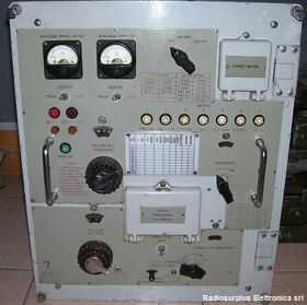 accradio Accordatore automatico di antenna  R-140 Accordatori di antenna