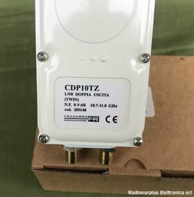 CDP10TZ ILLUMINATORE CDP10TZ Fracarro LNB Doppia uscita (TWIN) N.F. 0,9dB  10,7 - 11,8 Ghz Telecomunicazioni
