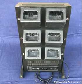 CSB240K Carica Batterie Multiplo da Tavolo  STANDARD mod. CSB240K Accessori per apparati radio Militari