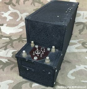 BC-733D BC-733D  Ricevitore Aeronautico Francese  Utilizzato per l'atterraggio strumentale degli aeromobili Apparati radio