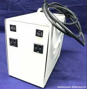 B25/L50 Autotrasformatore 220/110 Volt  da 1,6 KVA  ZUCCHIATTI tipo B25/L50 Strumenti