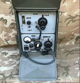  WIRELESS SET NO.18 Ricetrasmettitore spalleggiabile del 1940 WW2 Frequenza operativa da 6- 9 Mhz in AM e CW Apparati radio
