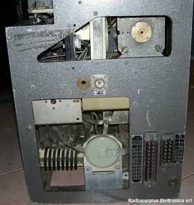 accradio Accordatore automatico di antenna  R-140 Accordatori di antenna