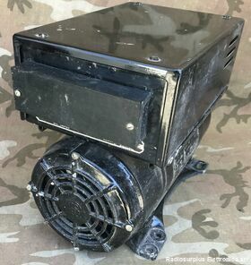BAUER E-1737-1 BAUER E-1737-1  Inverter aeronautico 400 Hz DC to AC Potenza 1500 VA Accessori per apparati radio Militari
