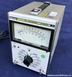 VP-9631A AC Voltmeter  NATIONAL VP-9631A  Voltmetro in AC da 300 uV a 100 Volt Strumenti