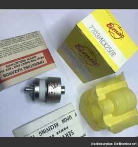 4CX250B Valvola  Tetrodo di Potenza  7203 / 4CX250B EIMAC Componenti elettronici