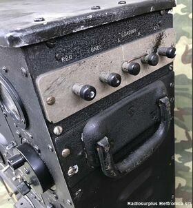 BC-375-E BC-375-E  Trasmettitore simile al BC-191 ma per uso aeronautico  Completo di cassetto sintonia TU-7-B per la gamma 4500 - 6200 Khz Apparati radio