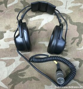 H-251-002 Cuffia  H-251-002  Come nuova Accessori per apparati radio Militari
