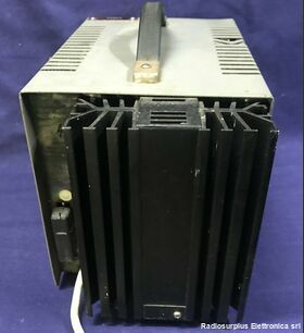 WEIR 413D WEIR Electronics 413D  Alimentatore da banco regolabile   da 0-30 Volt 0-6 A Strumenti