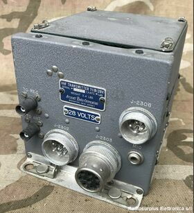 T-11B T-11B  Trasmettitore aeronautico da 116 a 132 Mhz in AM Apparati radio