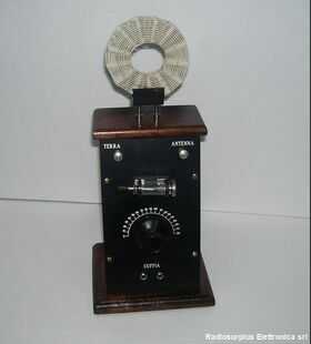 DBD GV-10 Radio Galena verticale con bobina a nido d'api Apparati radio civili