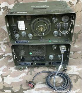 RT-174/URR + alim PP-30/URR Ricevitore di controllo  RT-174/URR + alim PP-30/URR  Versione Italiana della stazione GRR-5  Stazione radio ricevente in AM e CW da 1,5 a 18 Mhz Apparati radio