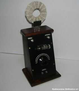 DBD GV-10 Radio Galena verticale con bobina a nido d'api Apparati radio civili