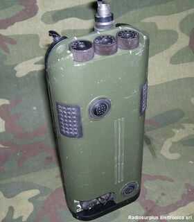 TRC532 Ricetrasmettitore portatile THOMSON CSE TRC 532-4 Apparati radio militari