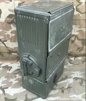 WS NO.48 WIRELESS SET NO.48 MARK I  Ricetrasmettitore spalleggiabile del 1942 WW2  Freq. 6 - 9 Mhz in AM e CW Apparati radio