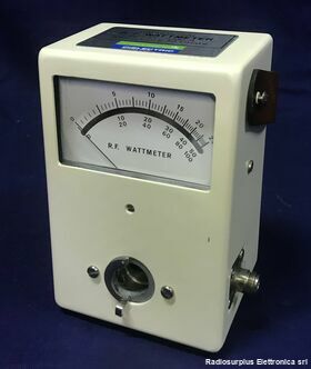 DIEL1000-A Directional R.F. Wattmeter  DIELECTRIC mod. 1000-A  Frequency 2-1000 Mhz,1000 Watt, connettori N Strumenti