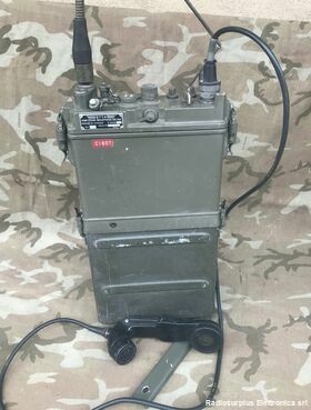 ER-79A ER-79A  Versione Francese della PRC-8 USA Apparati radio