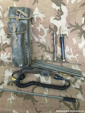 HO-82 con acc HO-82  Sacca con accessori per apparati radio RV-3/13-P Accessori per apparati radio Militari