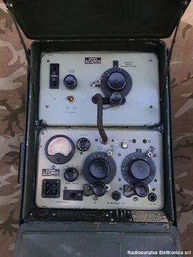 W.S. 68P WIRELESS SET NO.68P  Ricetrasmettitore spalleggiabile del 1940 Inglese (riporta il il numero di serie 231)  Frequenza operativa da 1,75 - 2,9 Mhz in AM e CW Apparati radio