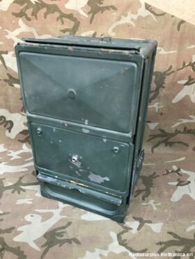 W.S. 68P WIRELESS SET NO.68P  Ricetrasmettitore spalleggiabile del 1940 Inglese (riporta il il numero di serie 231)  Frequenza operativa da 1,75 - 2,9 Mhz in AM e CW Apparati radio