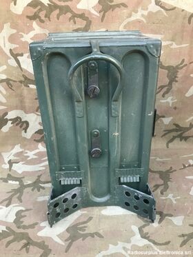 W.S. 68P WIRELESS SET NO.68P  Ricetrasmettitore spalleggiabile del 1940 Inglese (riporta il il numero di serie 231)  Frequenza operativa da 1,75 - 2,9 Mhz in AM e CW Apparati radio