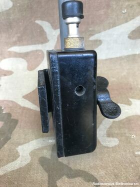 AN-75-D AN-75-D  Antenna telescopica in bronzo lunghezza 2 mt Accessori per apparati radio Militari